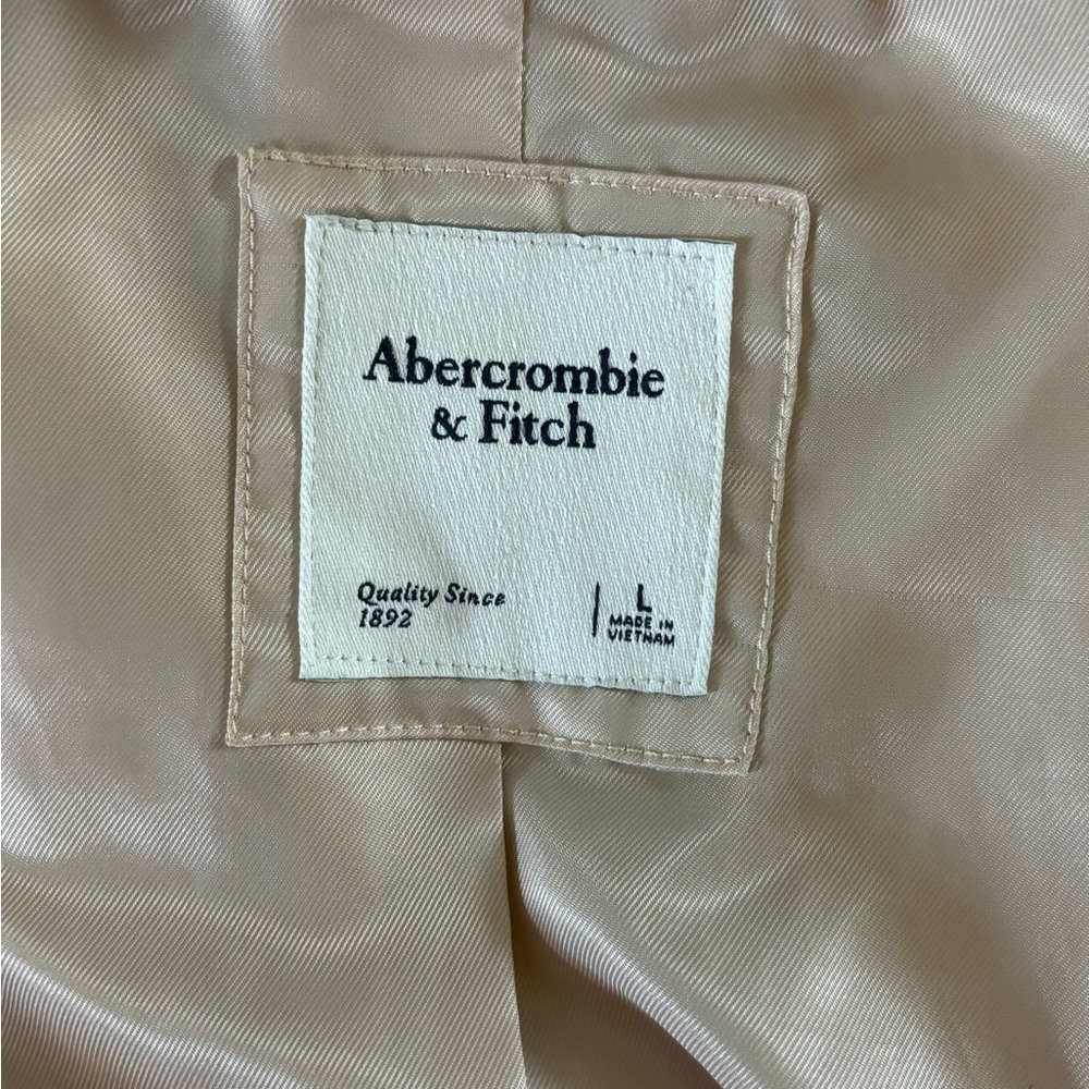 Abercrombie & Fitch Light Tan Outerwear